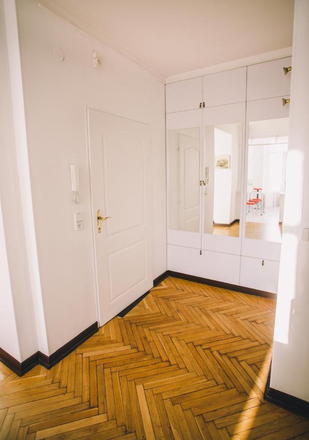 Ferienwohnung Amazing View Of Maydan! Kiew Exterior foto
